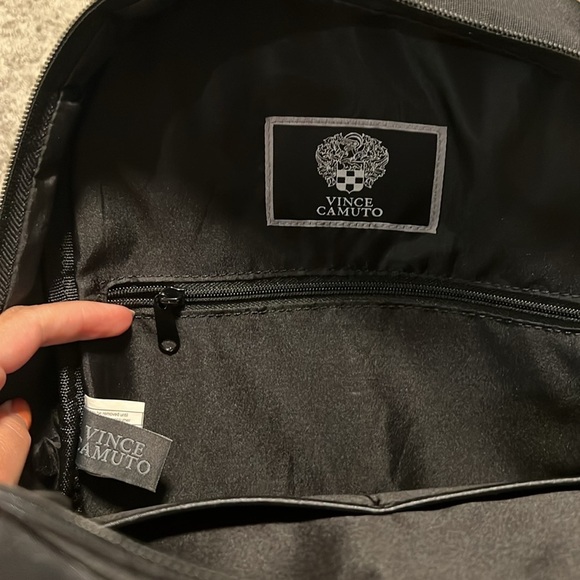 Vince camuto backpack black - Picture 5 of 6